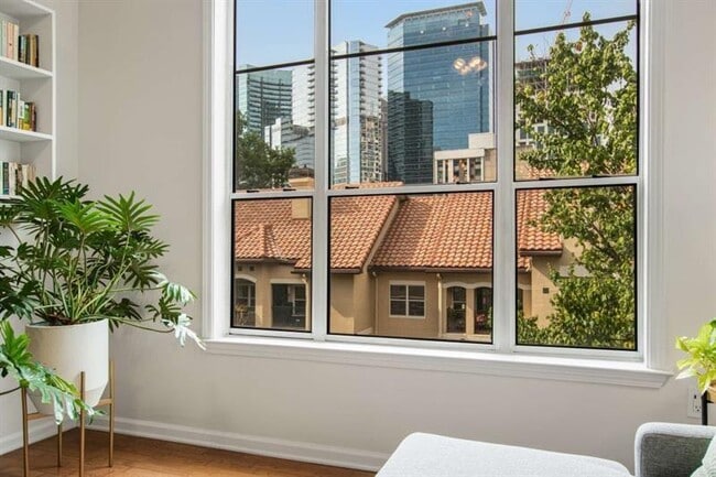 Photo - 955 Juniper St NE Unit 3327
