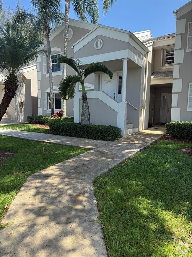 Building Photo - 2634 SE 21st Ct Unit #203 Rental
