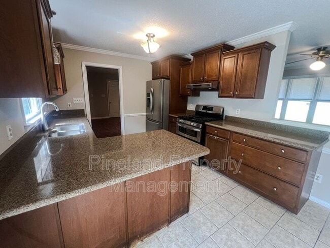 Photo - 150 Hickman Ct