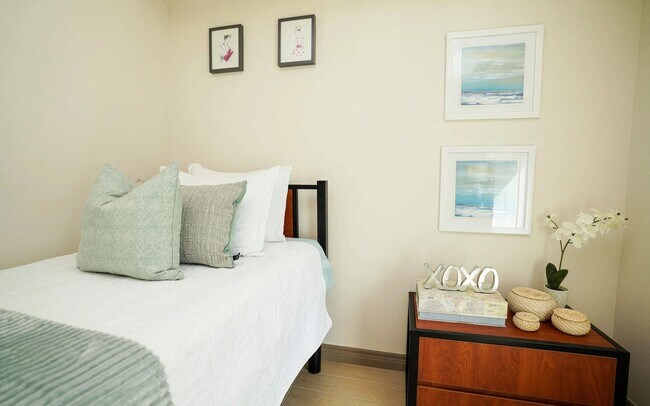 Photo - Linden Village Inc.