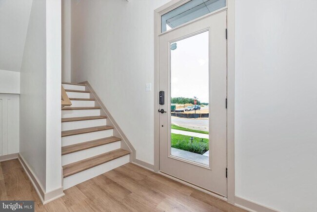 Photo - 710 Iron Frg Rd