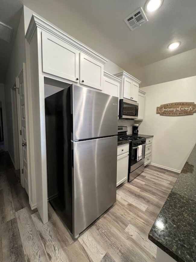 Photo - 1212 SW Oklahoma Ave Unidad Apt A