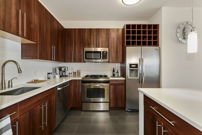 Interior Photo - Artisan Series Rental