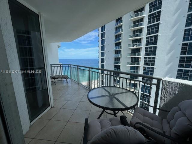 Building Photo - 17375 Collins Ave Unit 1505 Rental