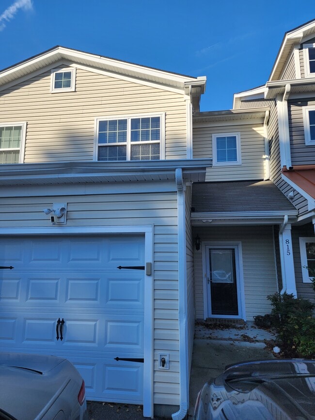 Building Photo - 815 Muth Ln Unit 815 Muth Lane