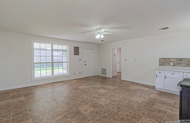 Photo - 210 N San Jacinto St Unit 2 ( Back)