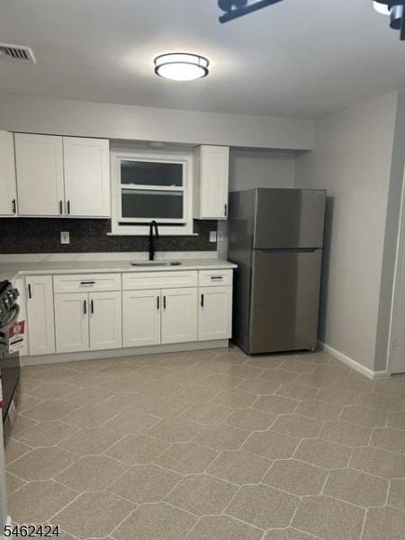 Photo - 566 2nd Ave