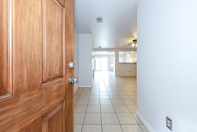 Photo - 3227 Lantern Bay Ln