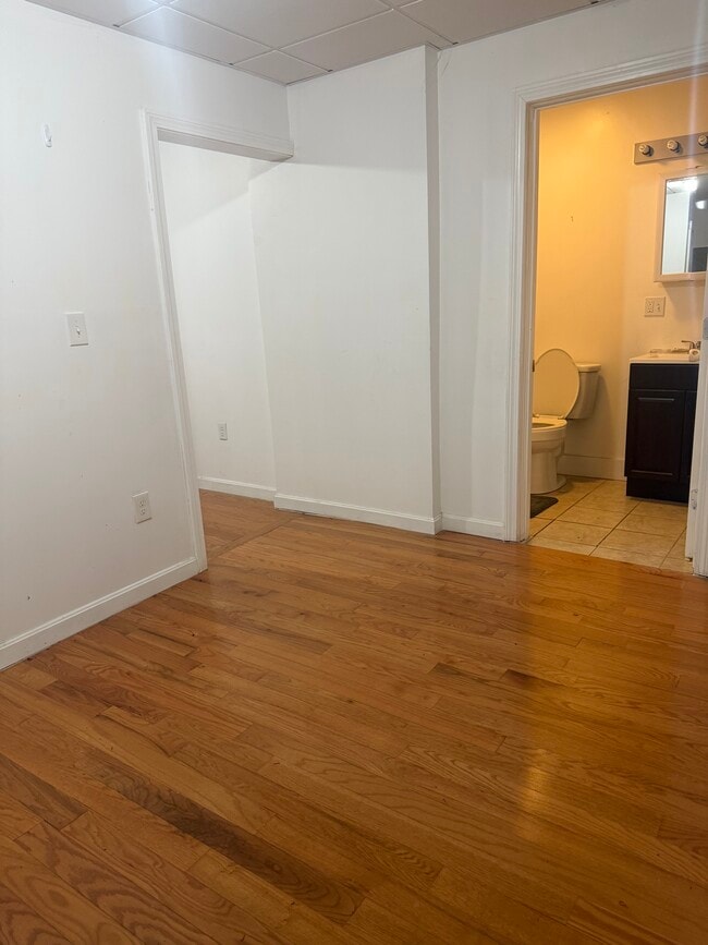 Photo - 115 Stone St Unit 3 bed