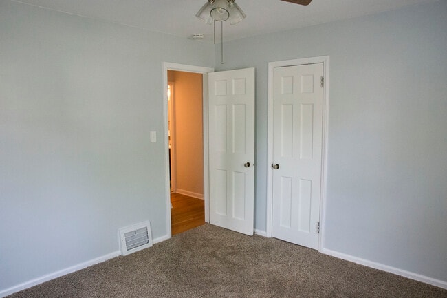 Photo - 1242 Genesee Ave