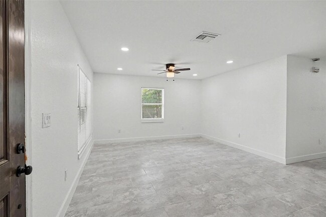 1128 Neville Ave