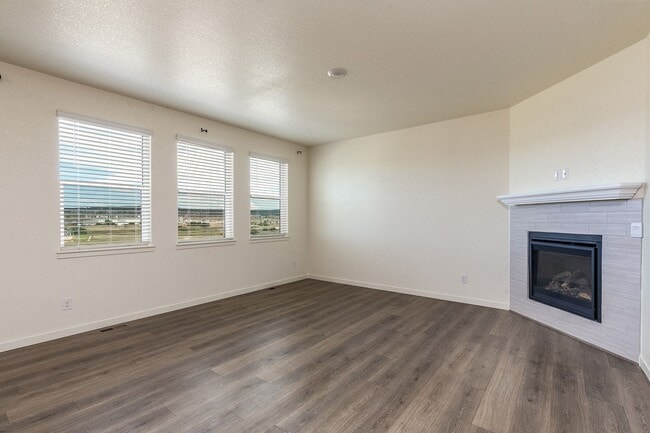 Photo - 15898 Little Bluestem Rd