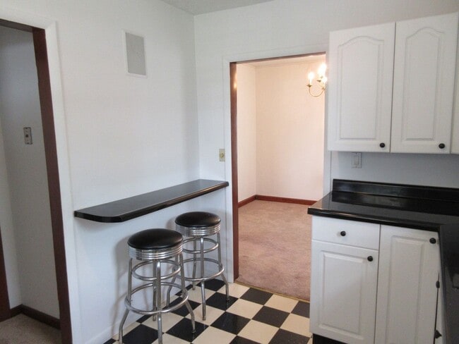 Photo - 2 Bedroom Northside Home! Great Use of Space and Nice Yard!