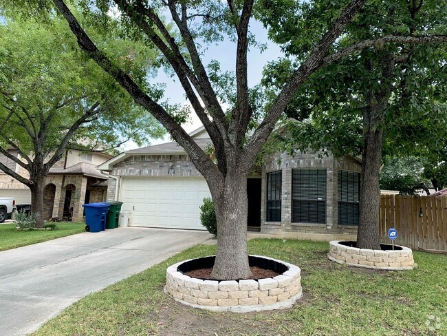 Building Photo - Ready for Move In! A wonderful all brick 1... Rental