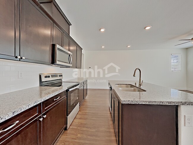 Photo - 9875 S Eastern Ave
