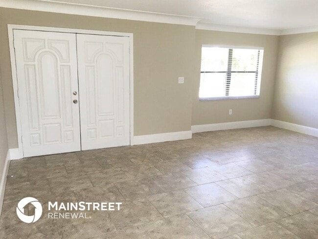 Photo - 2217 16th Ave W
