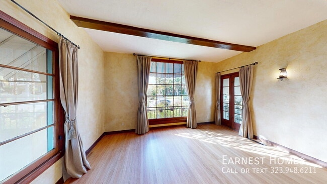 Photo - 842 E Walnut Ave
