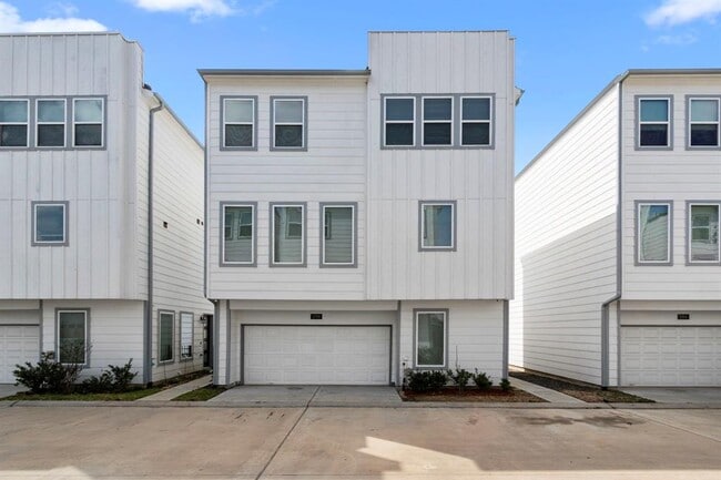 Photo - 1739 Cove Cres Ct Condo