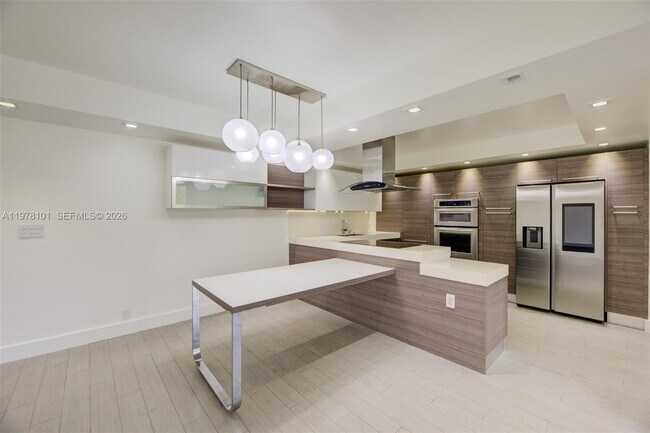 Photo - 161 Crandon Blvd Unit 324