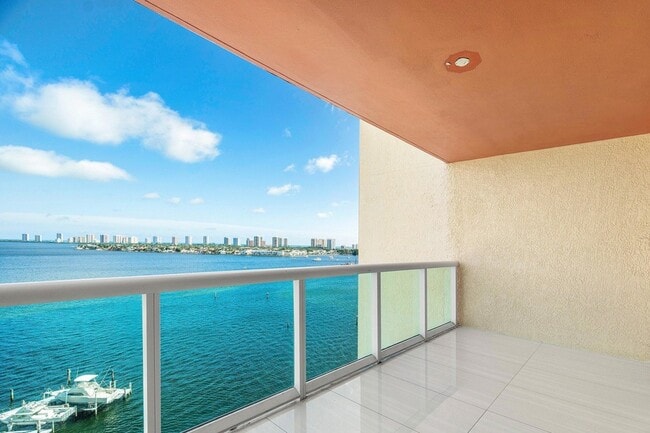 Photo - 2650 Lake Shore Dr Unit 1005