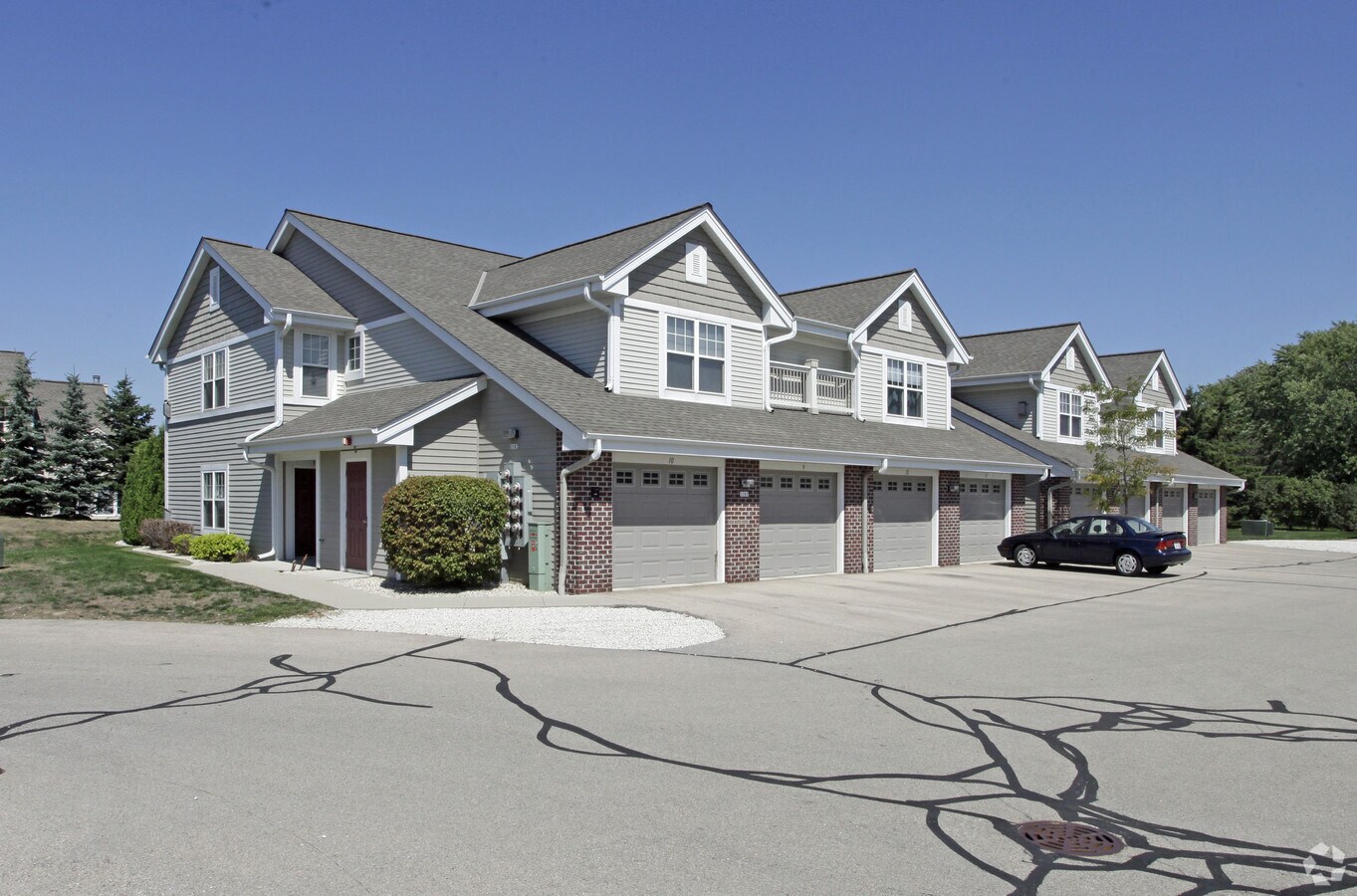 Gateway Terrace Apartments - Gateway Terrace Apartments