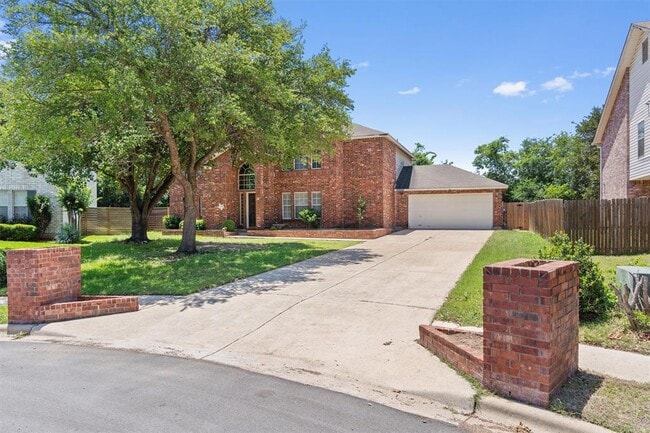 Building Photo - 201 Covala Dr