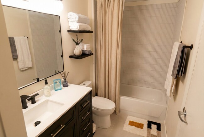 Photo - 350 G St SW Unit N507