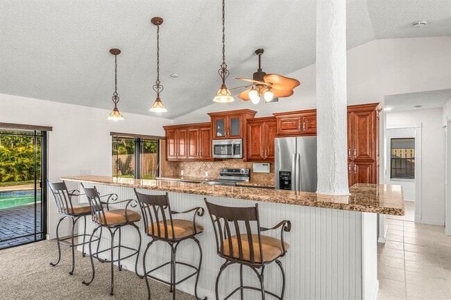 Photo - 19873 Court Of The Myrtles