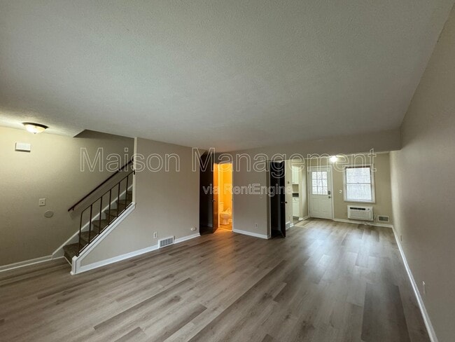 Photo - 419 Britton Rd