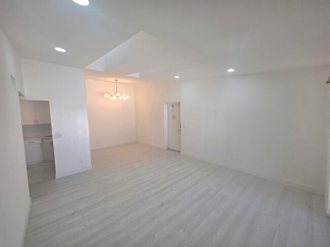 Photo - 205 Foxtail Dr Unit G3