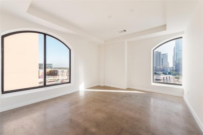 Photo - 507 Sabine St Unit 707