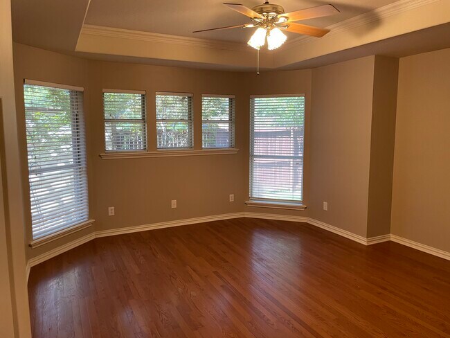 Photo - 3014 S Manor Ct
