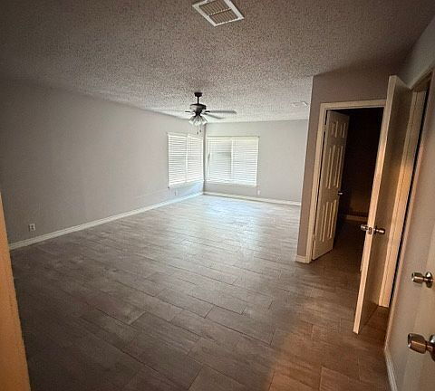 Photo - Well-maintained one story home
