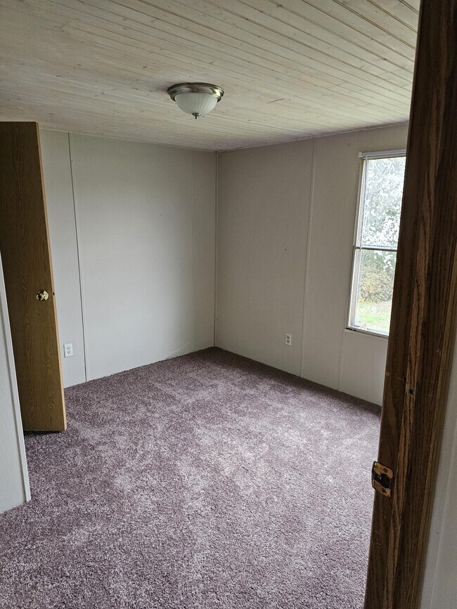 Photo - 658 Old Tellico Hwy N