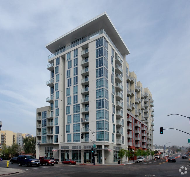 Photo - 16th & Market Workforce