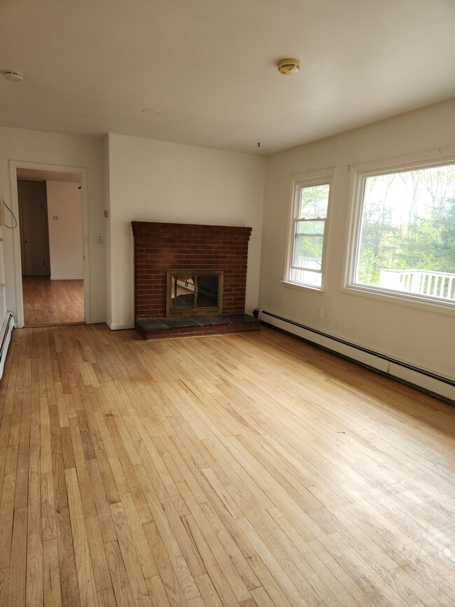 Photo - 44 Lakeside Dr