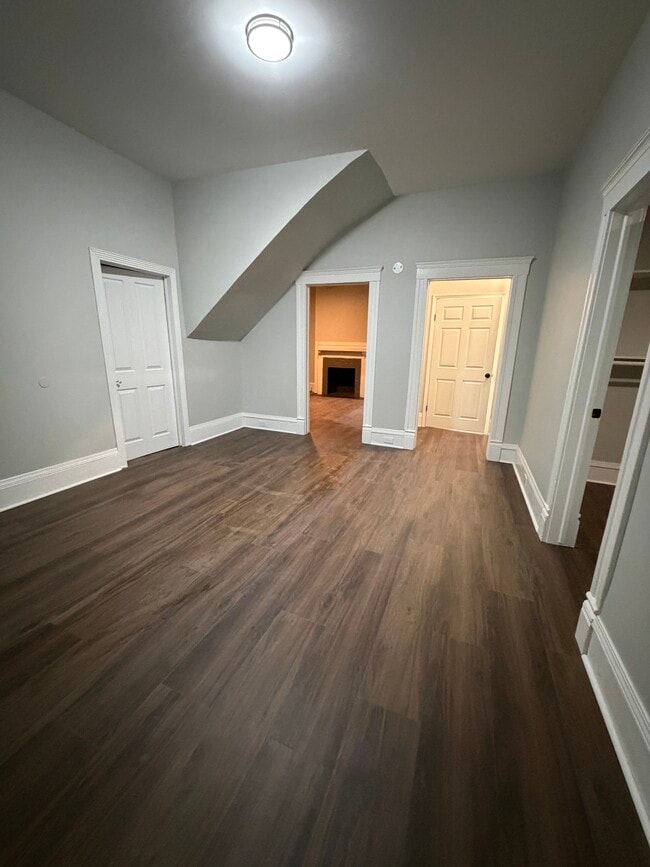 Entryway - 903 New Bern Ave Unit 1