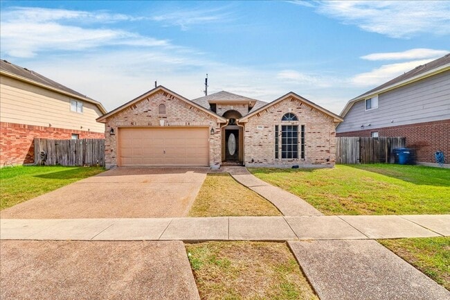 Building Photo - 5114 Spring Brook Dr
