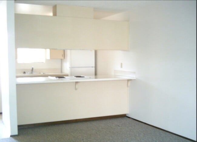 Building Photo - 1724 Grove St Rental