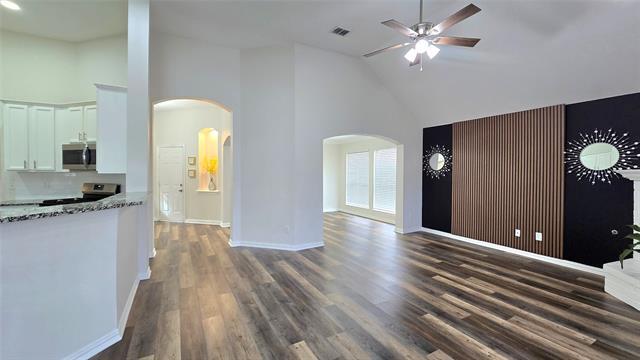 Photo - 6229 St Leonard Dr