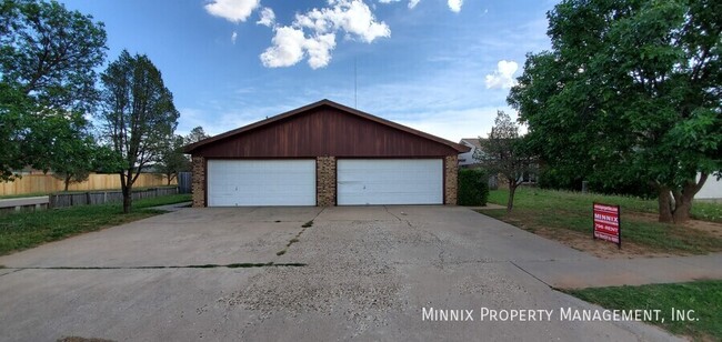 Building Photo - 1301 80th St Rental