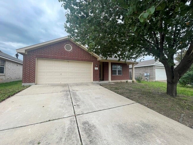Photo - 2305 Bakers Way