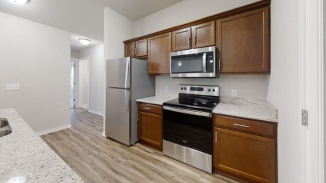 Photo - RENT SPECIAL - Upper 2 Bedroom 2 Bathroom Apartment is Available Unit 43