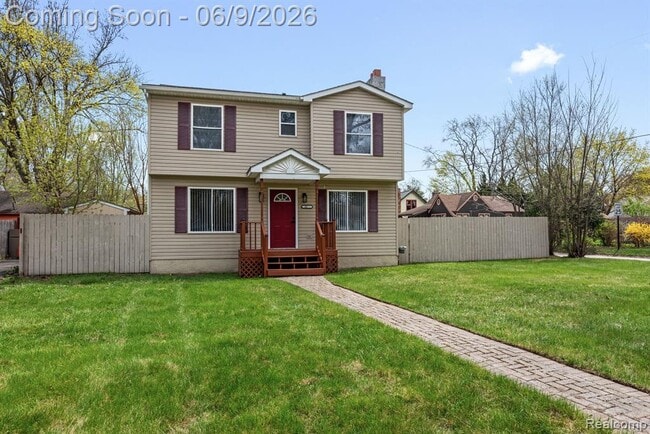Photo - 3260 Sashabaw Rd