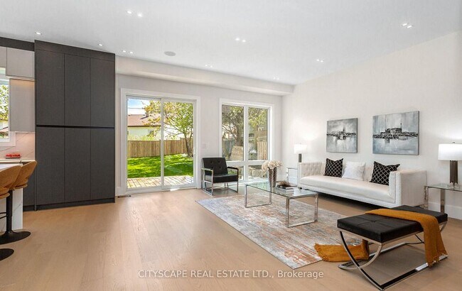 Photo - 55 Adanac Dr