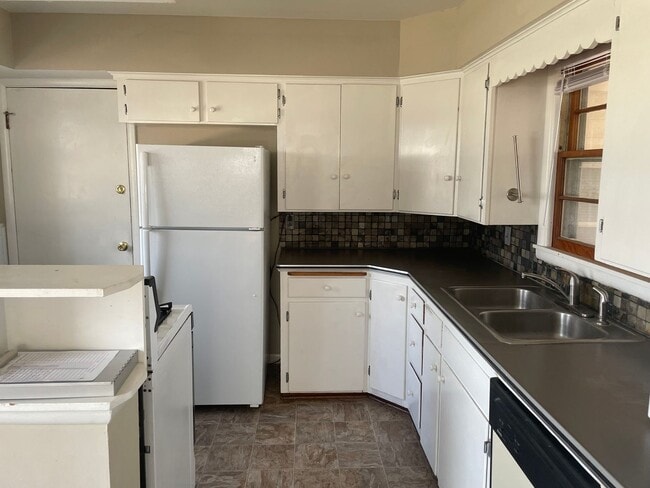 Photo - Adorable 3 bedroom 1 bathroom