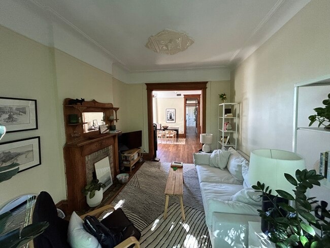 Photo - 2120 N Sheffield Ave
