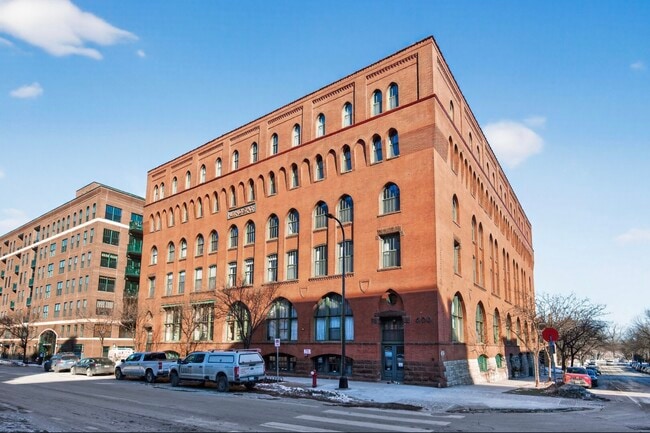 Photo - 400 N 1st St Unidad #302