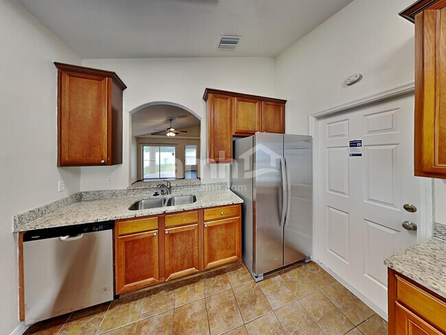 Photo - 33437 Irongate Dr