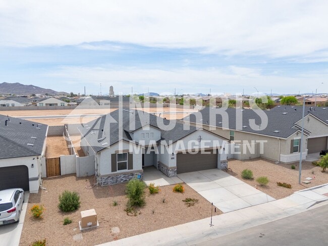 Photo - Beautiful Almost Brand New Home